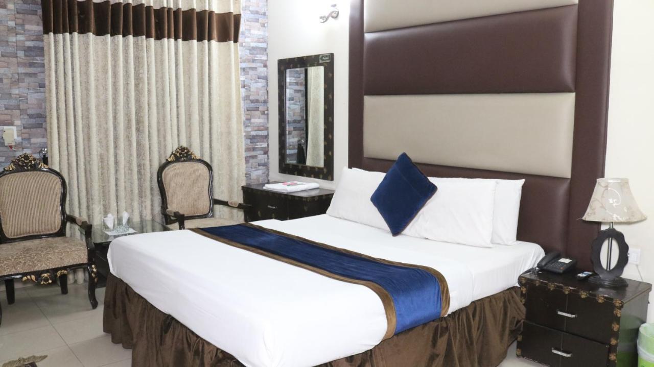 Hotel Tourist Inn Lahore Exterior photo