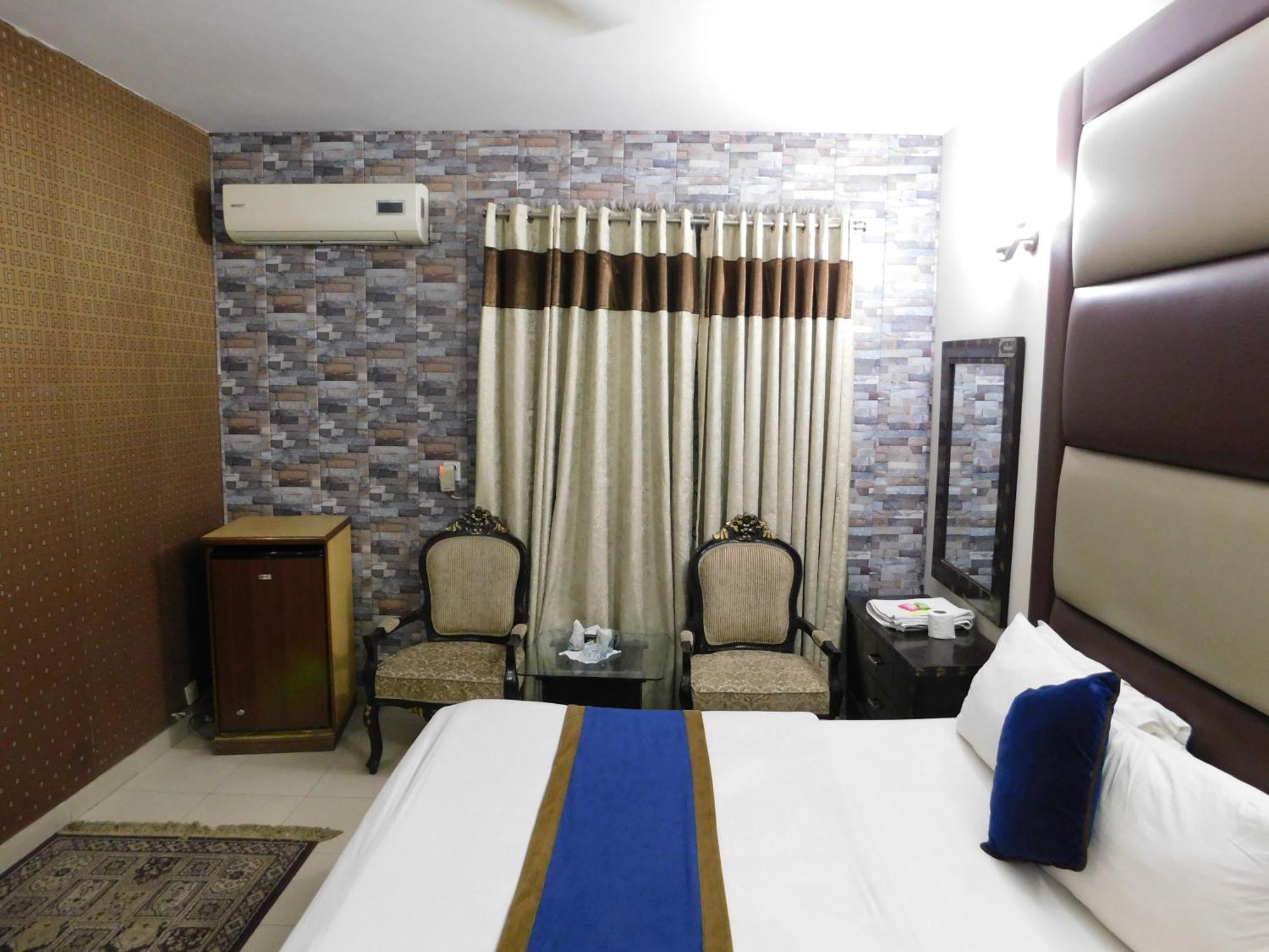 Hotel Tourist Inn Lahore Exterior photo