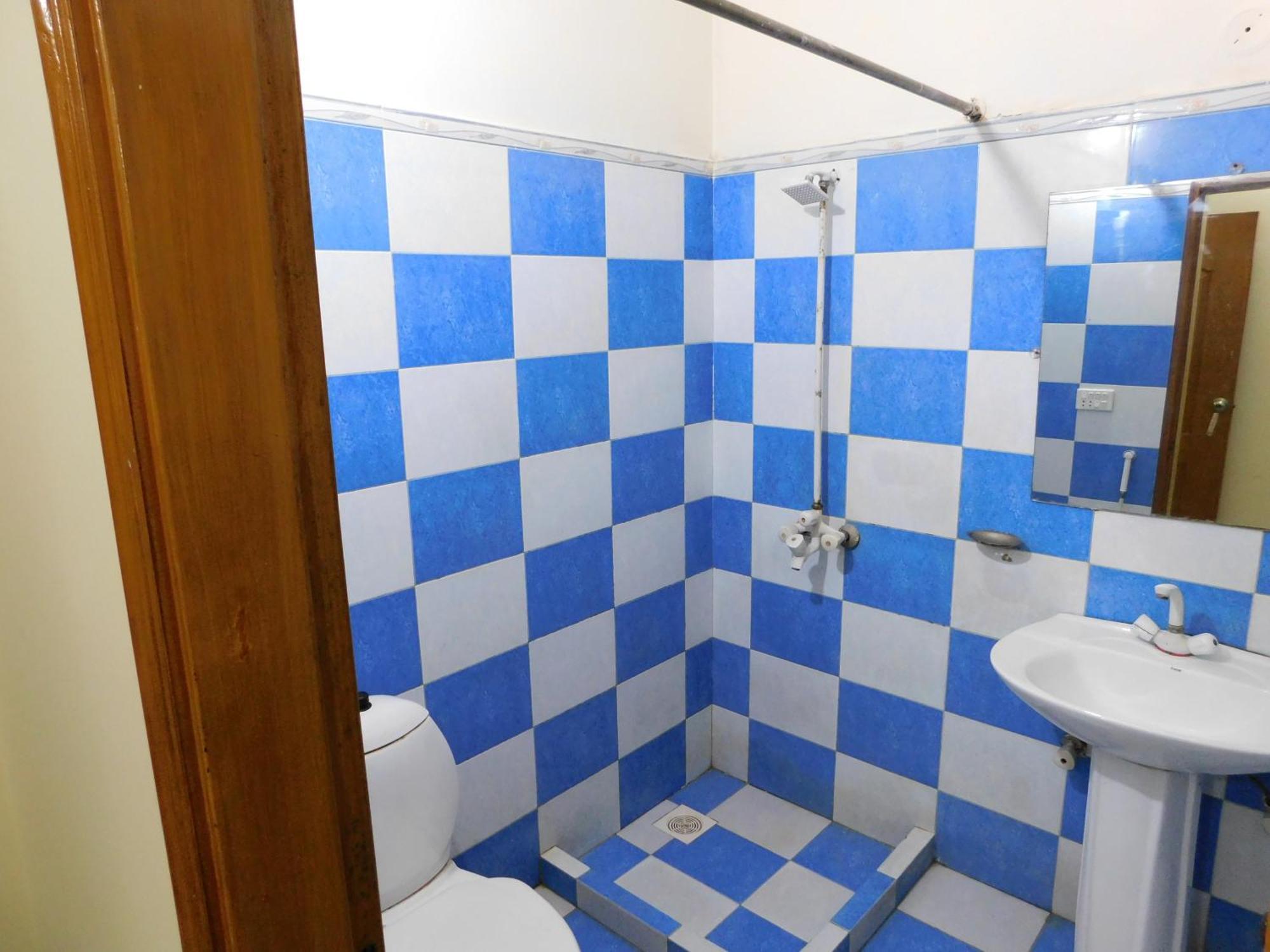 Hotel Tourist Inn Lahore Exterior photo