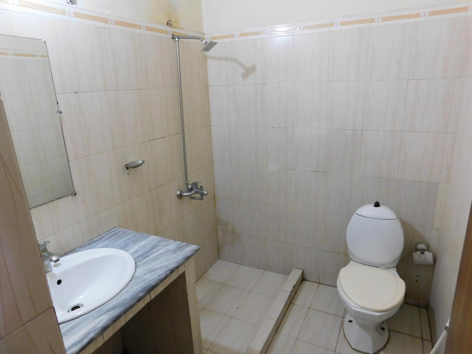Hotel Tourist Inn Lahore Exterior photo