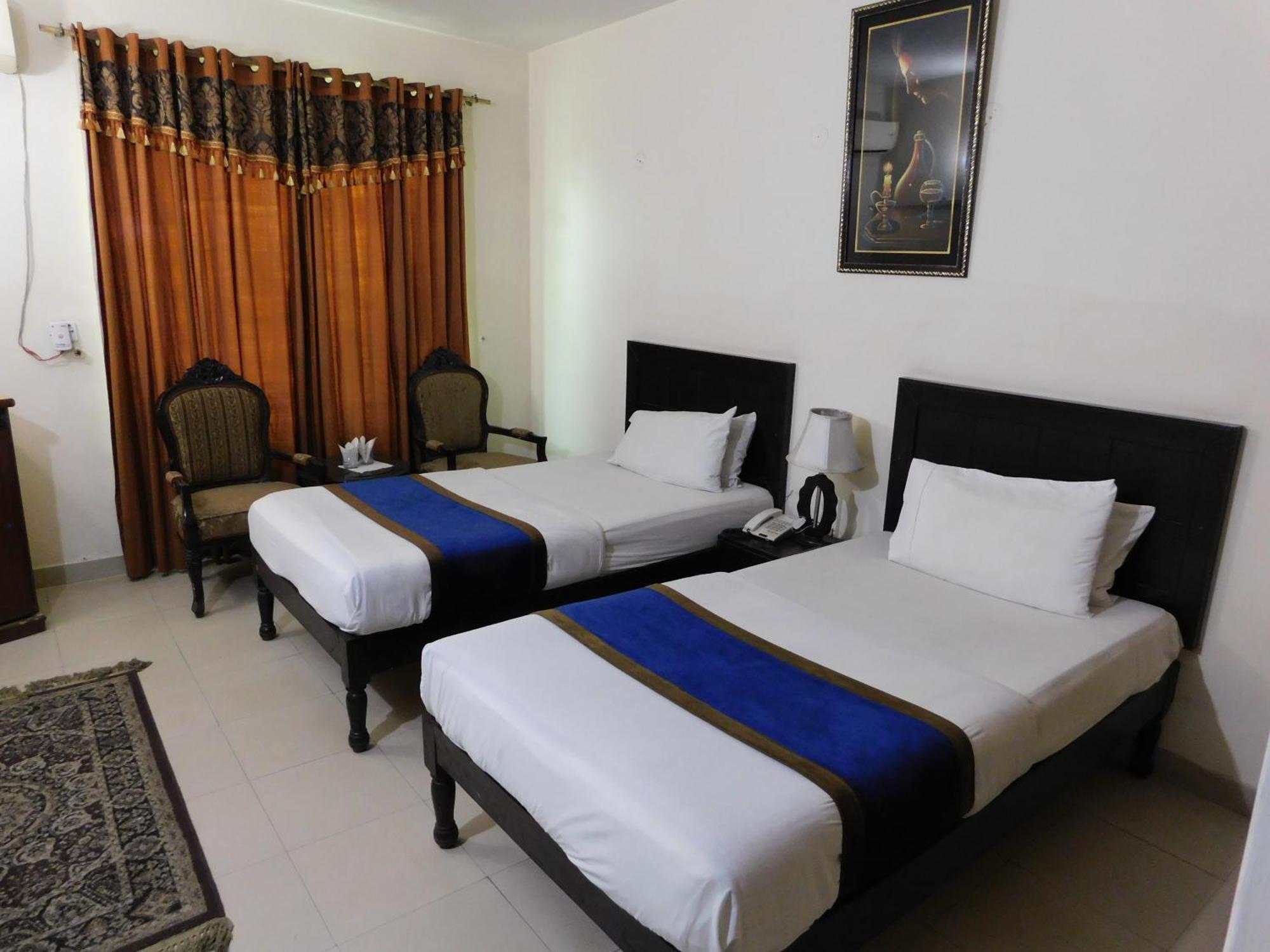 Hotel Tourist Inn Lahore Exterior photo