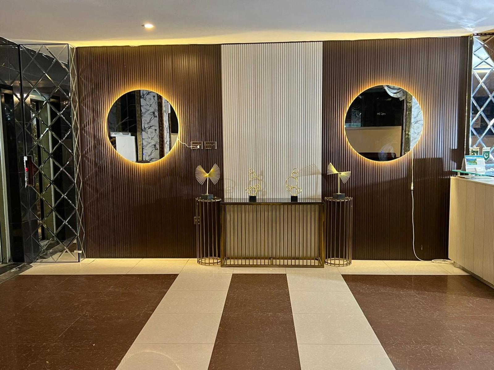 Hotel Tourist Inn Lahore Exterior photo